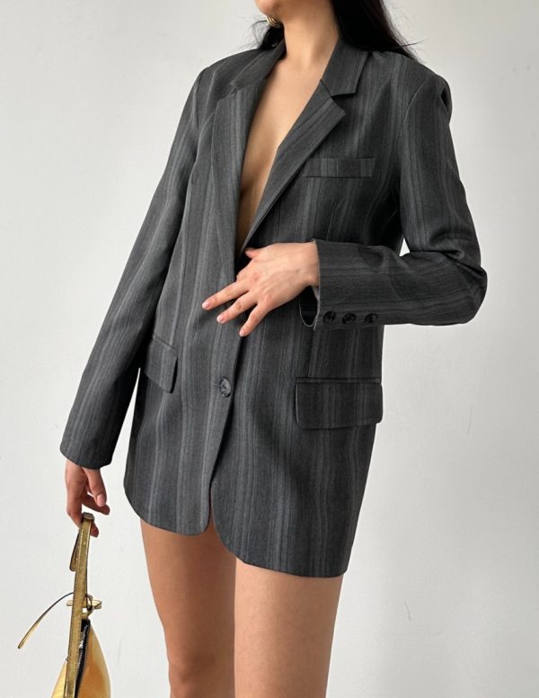 Önden Düğmeli Cepli Ceket